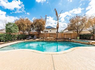 104 Baker Spring Ct, Friendswood, TX 77546
