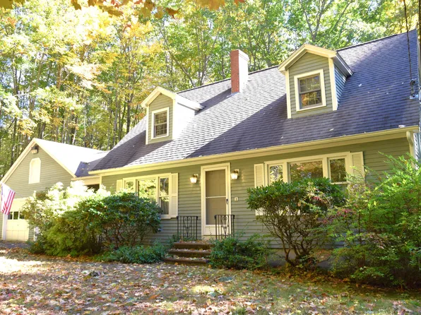 66 Oak Ridge Drive, Standish, ME 04084