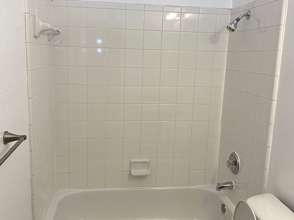 3rd image of 1721 Constantino Cir Unit B