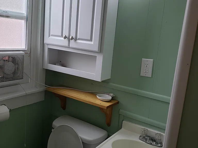 256 Chestnut St — Photo 16