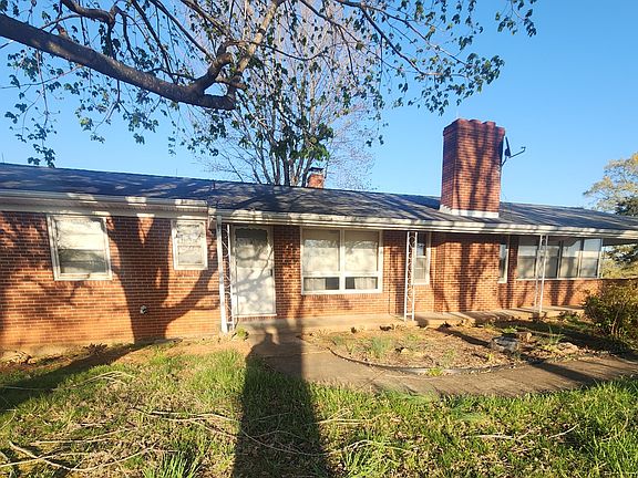 3rd image of 6 Mimosa Ln