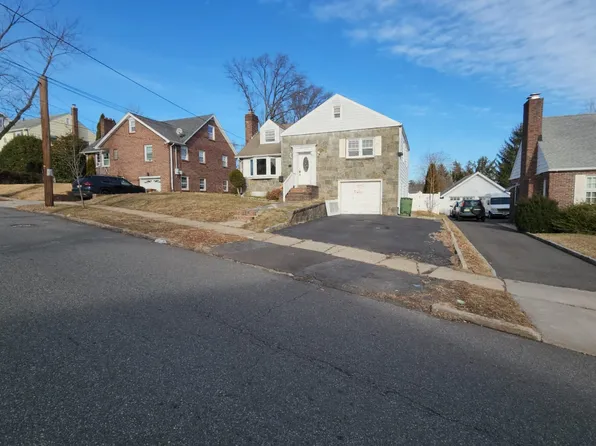 722 Dewitt St, Linden, NJ 07036