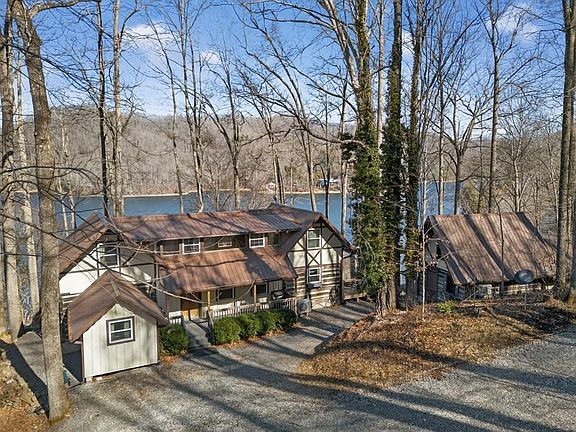 2nd image of 124 Mount Moriah Wayah Rd