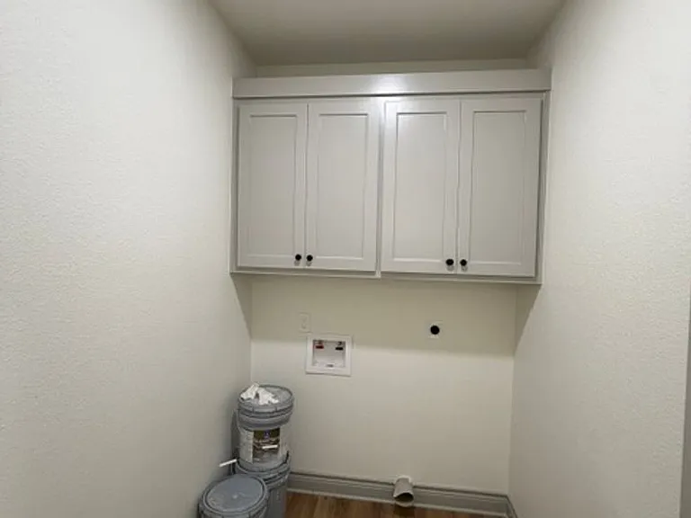 301 Live Oak St — Photo 13