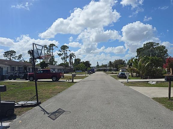 5th image of 19000 Tampa Rd S