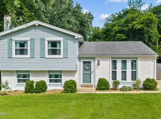 8803 William Penn Way, Louisville, KY 40228