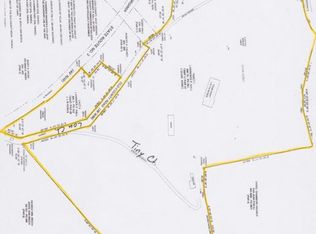 Tiny Ct, Glen daniel, WV 25844