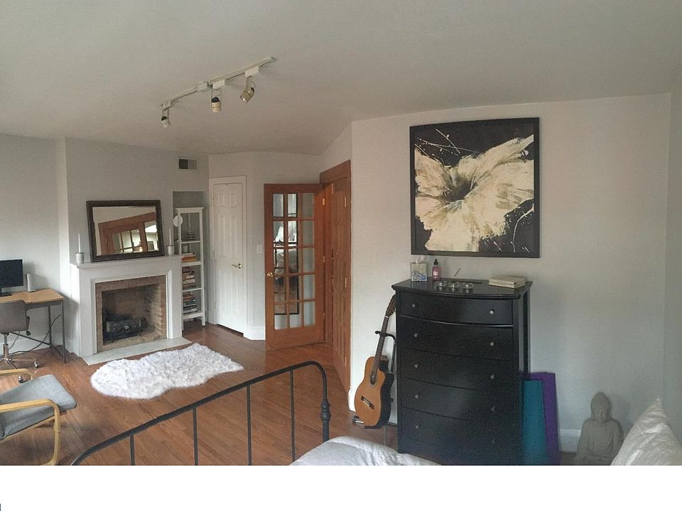 1st image of 1534 Pine St APT 4