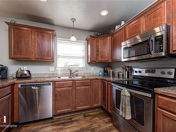 4th image of 4368 W Serviceberry Dr