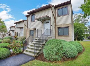 1169 Hope St APT A4, Stamford, CT 06907