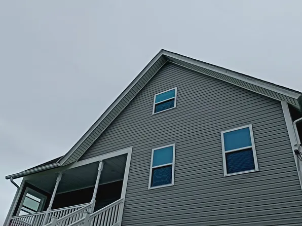 132 S 3rd St, Quakertown, PA 18951