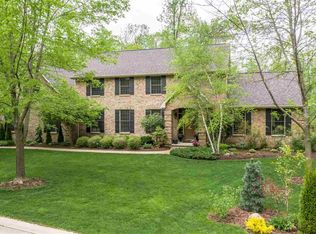 2568 Wyndrush Dr, Suamico, WI 54173