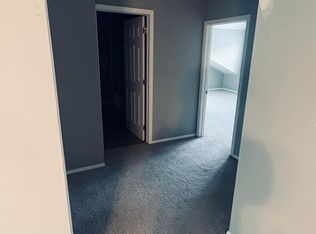 803 Hampton Cir, Valparaiso, IN 46383