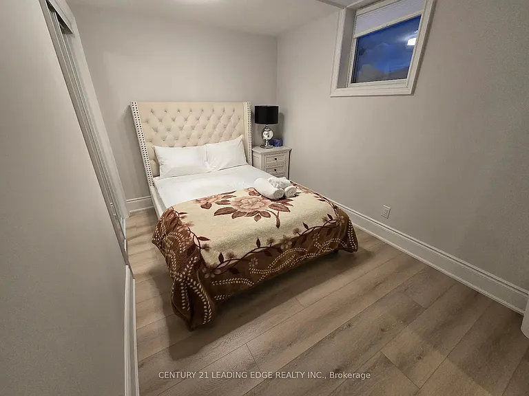 14 Porthclair Ct — Photo 28