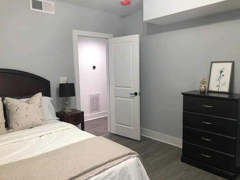 1110 Monroe Dr NE #C — Photo 12