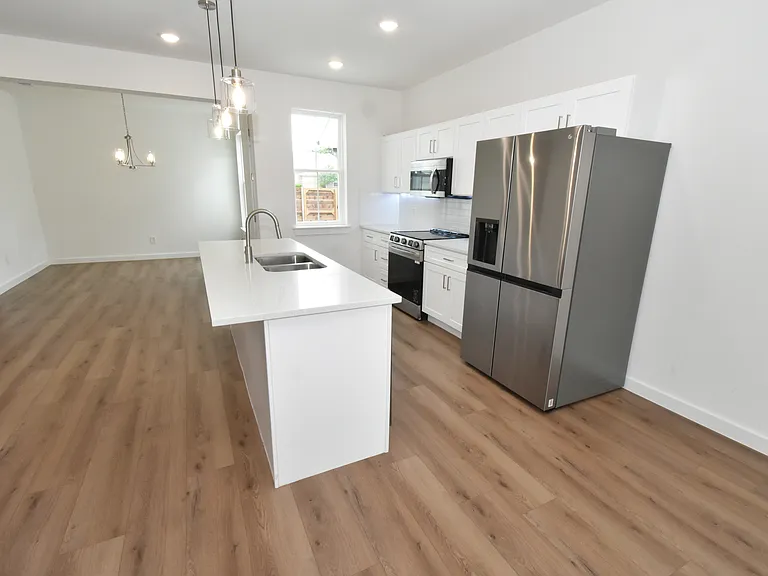 9532 Thorncrown Ln — Photo 5