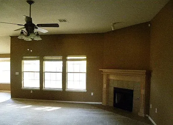 13004 Almond Dr — Photo 3