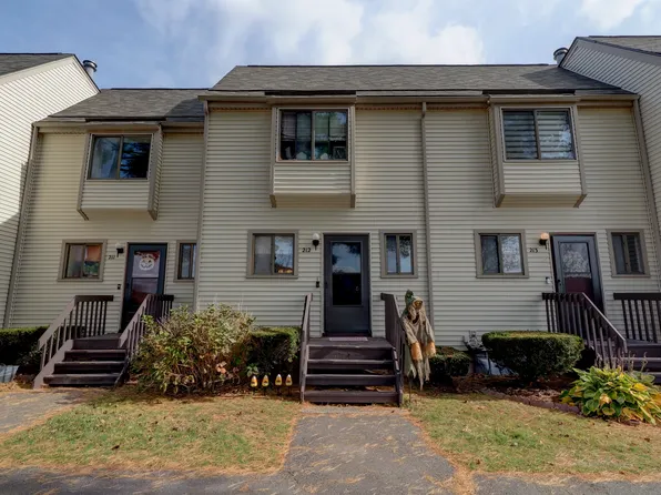 212 Regis Drive #212, Meriden, CT 06450