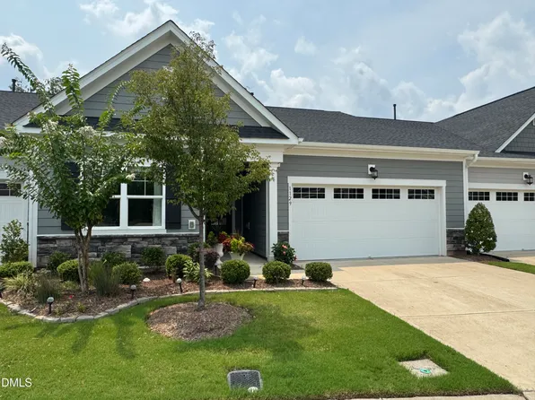 1129 Surveyor Dr, Durham, NC 27703