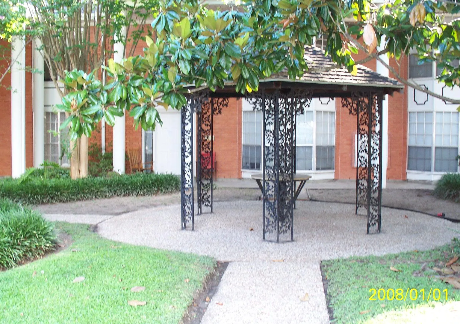 2 bed, 1350 sqft, $2,650 — Photo 3