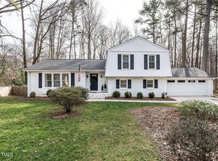 6408 Rockrest Ct, Raleigh, NC 27612