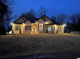 212 Ardella Cir, Gardendale, AL 35071