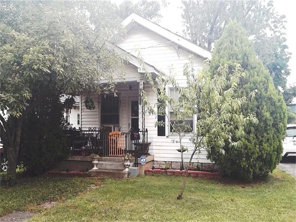 1st image of 713 Aurora Ave