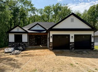 1247 S Roosevelt Rd, Knox, IN 46534