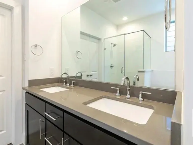 2208 McGowen St — Photo 17