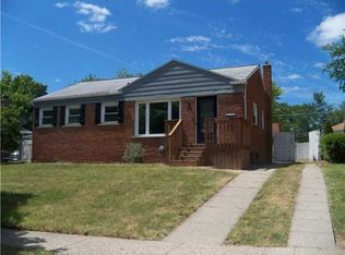 2221 Barstow Rd, Lansing, MI 48906