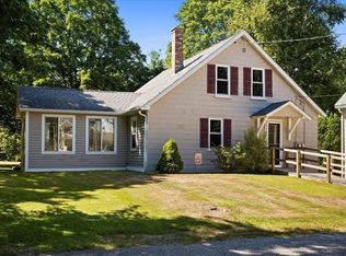 12 New St, Oxford, MA 01540