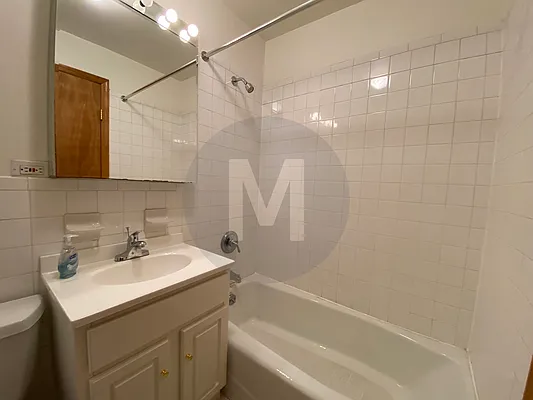 Rented by Kaden Realty | media 11