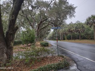 2 Marshview Dr, Beaufort, SC 29907