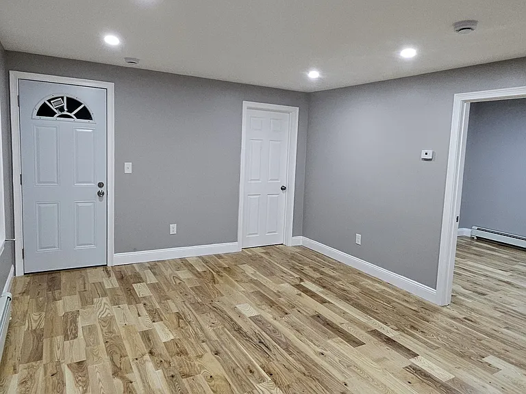 44 3rd St #1 — Photo 9