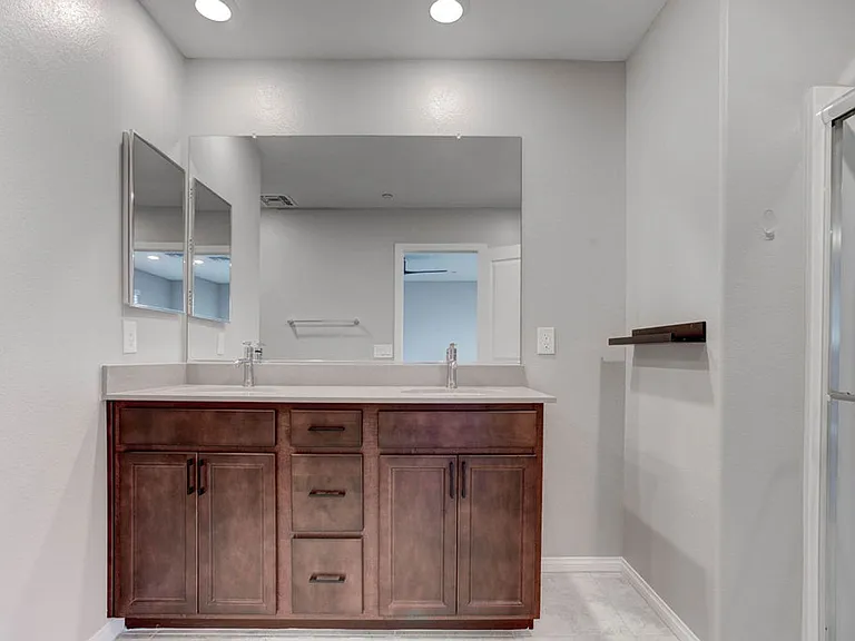 2648 Montesilvano Pl — Photo 36