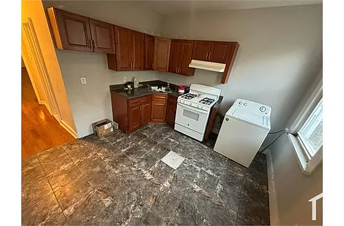 118 Cedar Ave #1 Photo 1