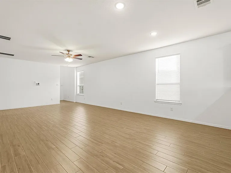 19623 Cat Spruce Ct — Photo 7