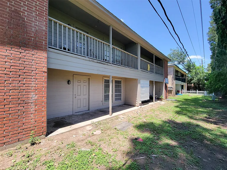 13611 Ravensway Dr #B — Photo 29