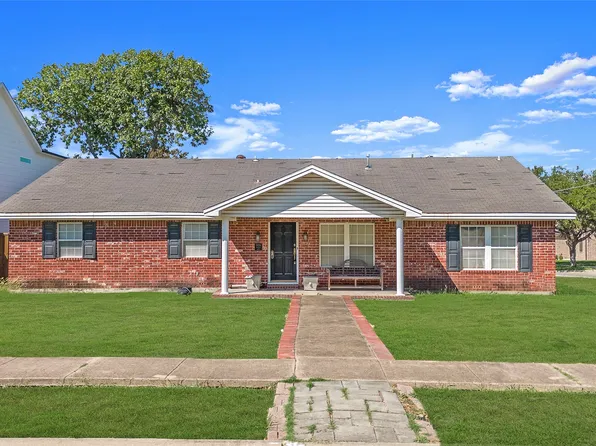 3904 Rochelle Dr, Dallas, TX 75220