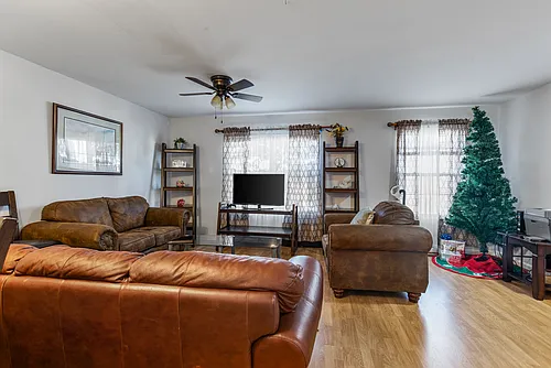 22950 Regent Ter Photo 1 22950 Regent Ter Photo 1