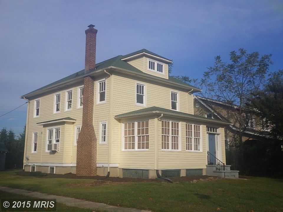 Exterior (Front)