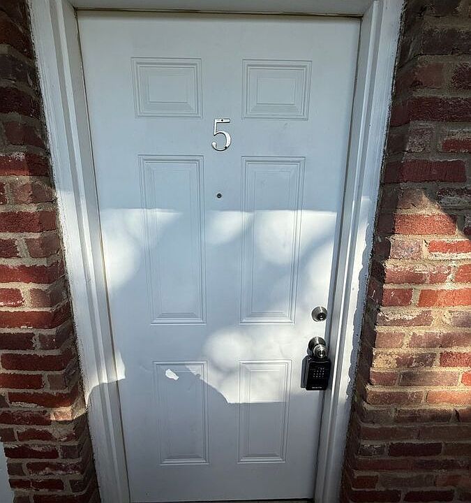 1st image of 2021 Cambridge Dr APT 5