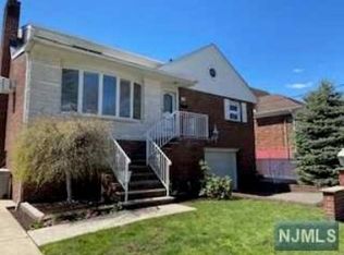 750 Clark Ave #2, Ridgefield, NJ 07657
