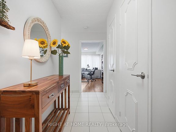 5th image of 1580 Mississauga Valley Blvd #301