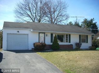 17911 Oak Ridge Dr, Hagerstown, MD 21740