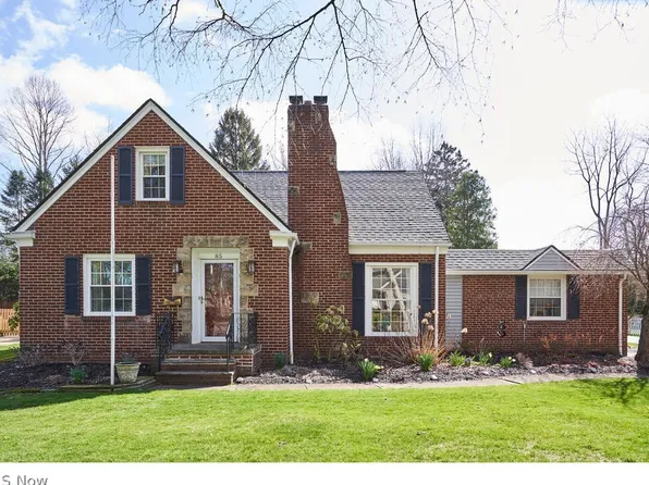 85 Waldorf Dr, Akron, OH 44313