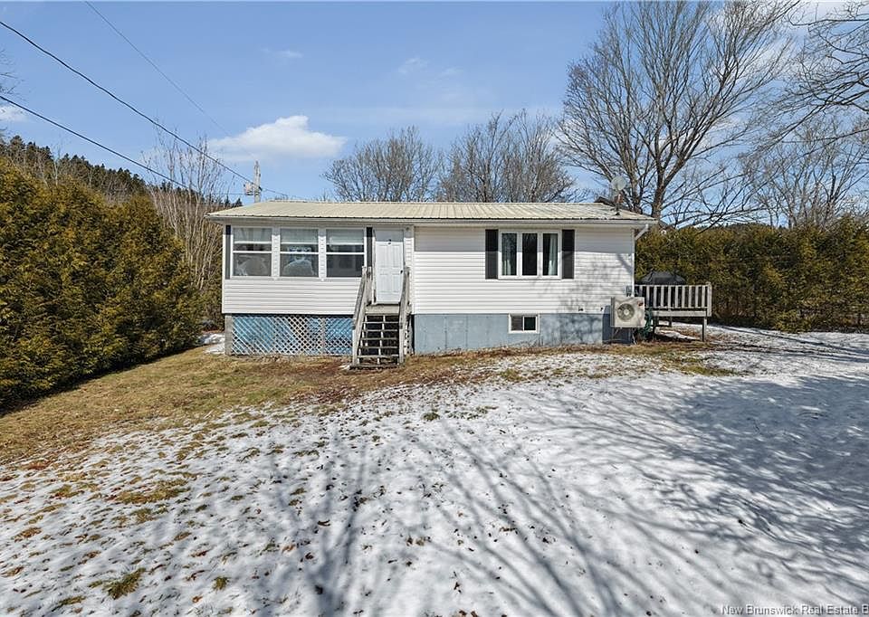 1st image of 2 Hatfield Rd