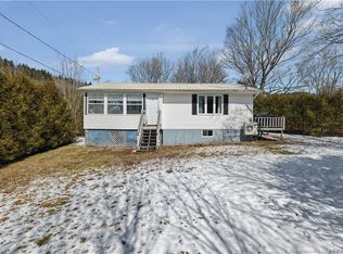 2 Hatfield Rd, Kingston, NB E5S 2A8
