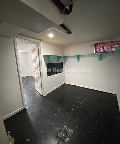 1215 W Main St — Photo 19