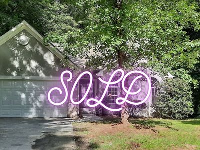 2062 Pine Cone Dr SW, Atlanta, GA, 30331